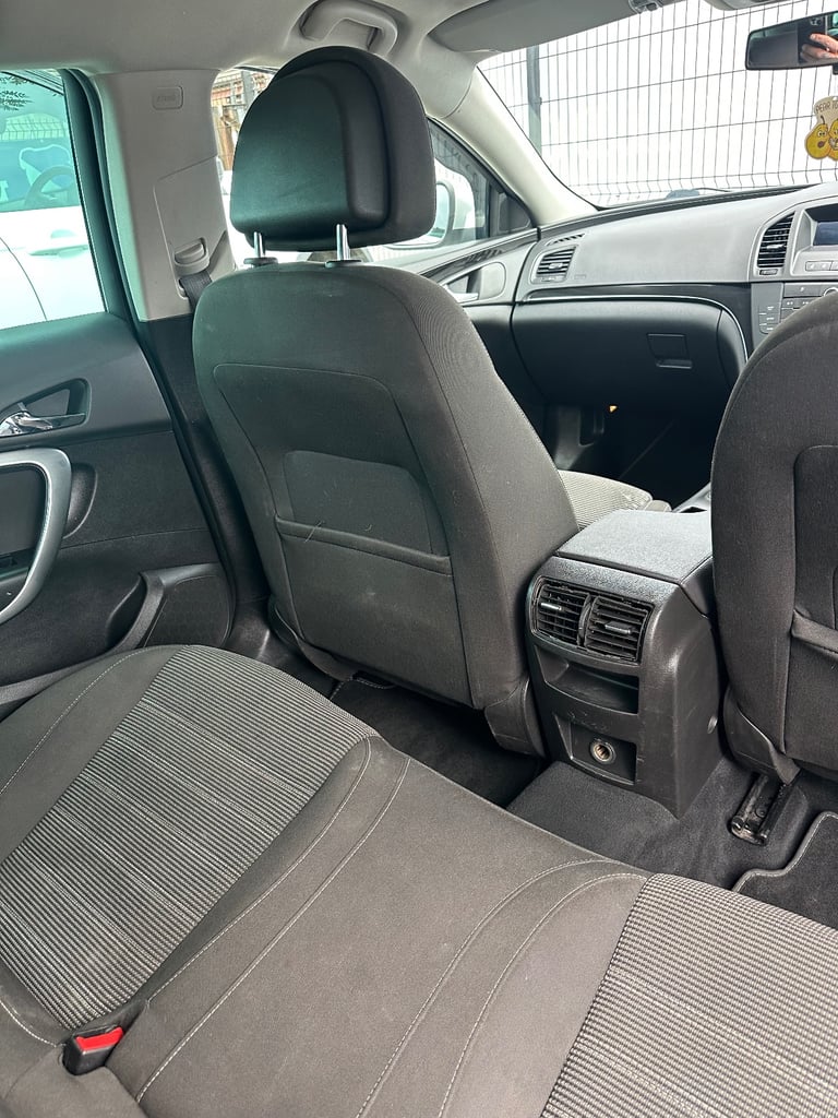 Vauxhall, INSIGNIA, Estate, 2010, Manual, 1956 (cc), 5 doors
