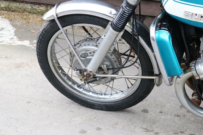 Suzuki GT750 GT 750 J Kettle 1972 Totally original and untouched. US Barn Find