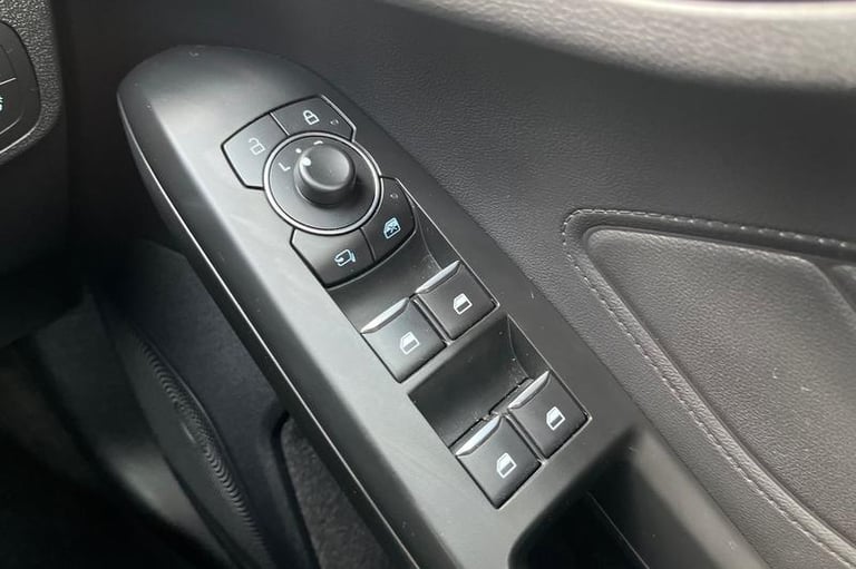 2023 Ford Focus 1.0 EcoBoost ST-Line 5dr ** Sync 4 - Touch Screen Navigation System ** Manu Hatch...