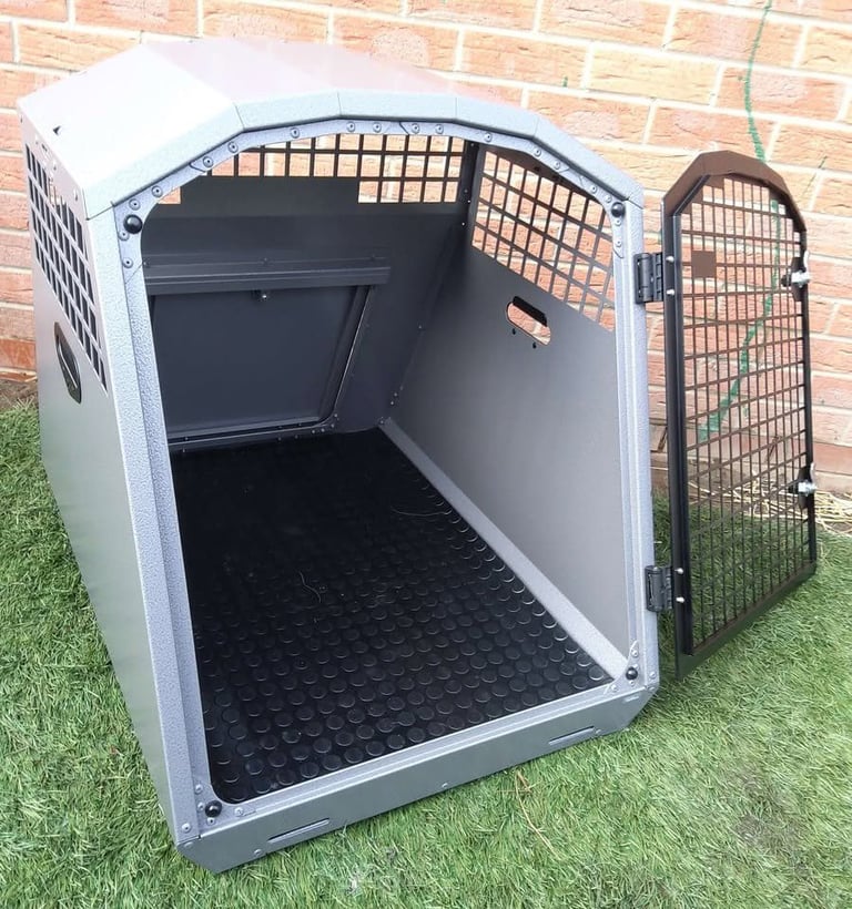 Trans K9 ( B40 - B41 - B44 - B45 ) Transport dog box (Lockable & Crash Tested) TransK9