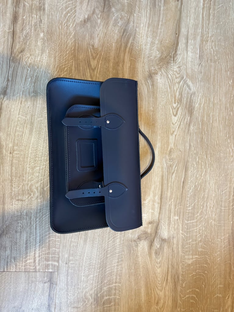 image for Large Cambridge satchel 