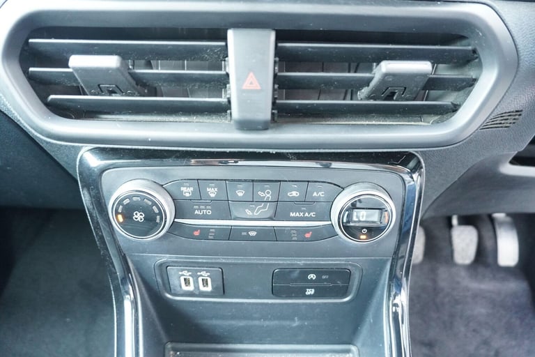 2018 Ford Ecosport 1.0T EcoBoost Titanium Euro 6 (s/s) 5dr HATCHBACK Petrol Manual