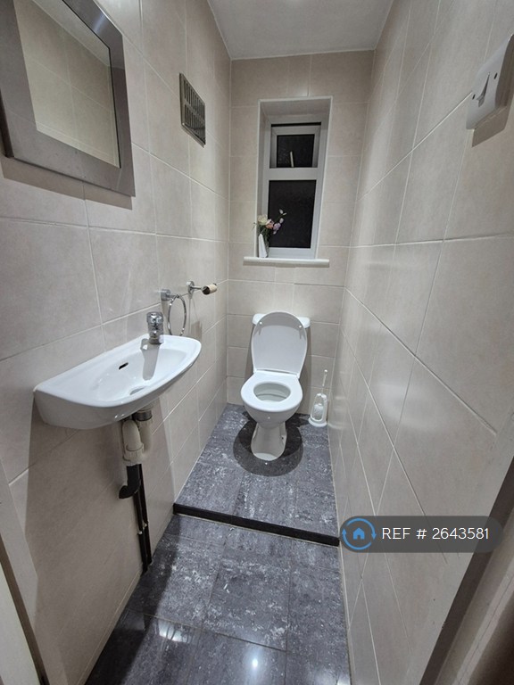 2 bedroom house in Grafton Road, Dagenham, RM8 (2 bed) (#2643581)