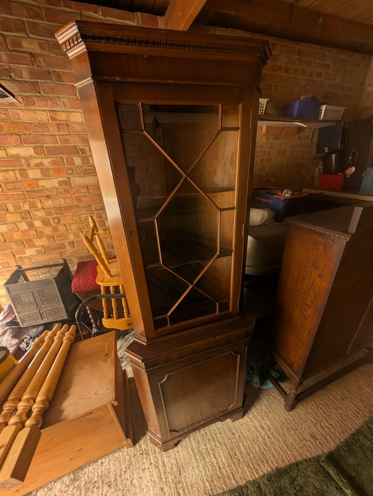 Corner unit 