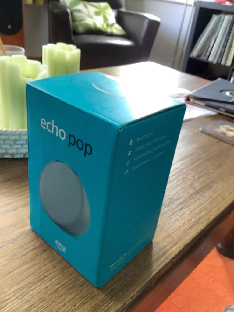 Smart speaker , and wifi extender Echo Pop