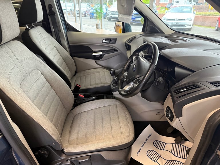 2019 Ford Grand Tourneo Connect 1.5 EcoBlue 120 Titanium 5dr MPV Diesel Manual