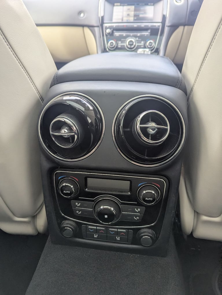  SWAP CAT N Jaguar, XJ, Saloon, 2015, Other, 2993 (cc), 4 doors NEW ENGINE £26.880