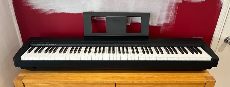 Yamaha P-45 Digital Piano