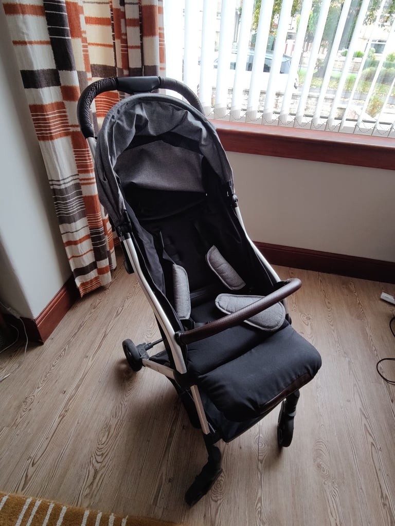 image for Zummi Explorer compact stroller / buggie