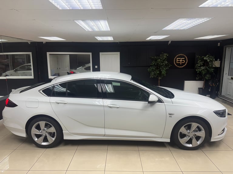 2019 Vauxhall Insignia 1.5T SRi Vx-line Nav 5dr HATCHBACK Petrol Manual