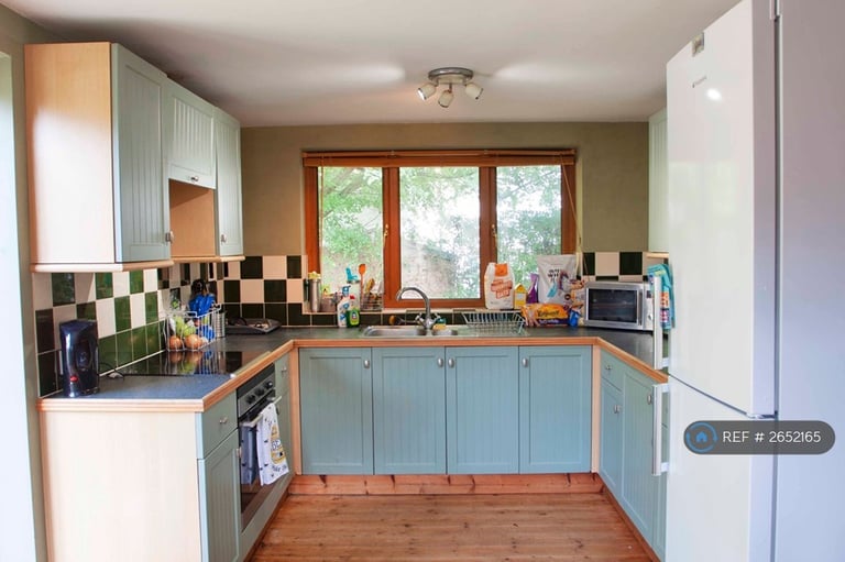 6 bedroom house in Earlham Green Lane, Norwich, NR5 (6 bed) (#2652165)