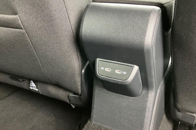  Volkswagen Taigo R-Line 1.0 TSI 110PS 6-speed Manual 5 Door Petrol Manual