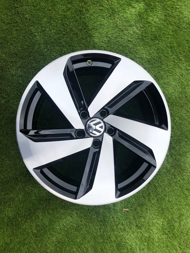 1 X 18” VW GOLF MILTON KEYNES ALLOY WHEEL GTI VOLKSWAGEN 5G0 601 025 CN