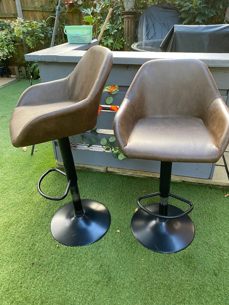 Bar stools 