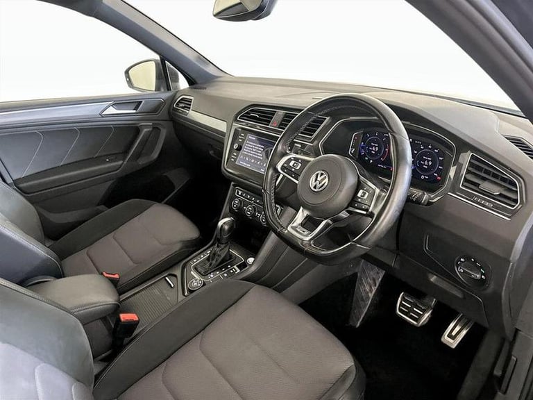 2020 Volkswagen Tiguan 2.0 TDi 150 4Motion R-Line Tech 5dr ESTATE DIESEL Automatic