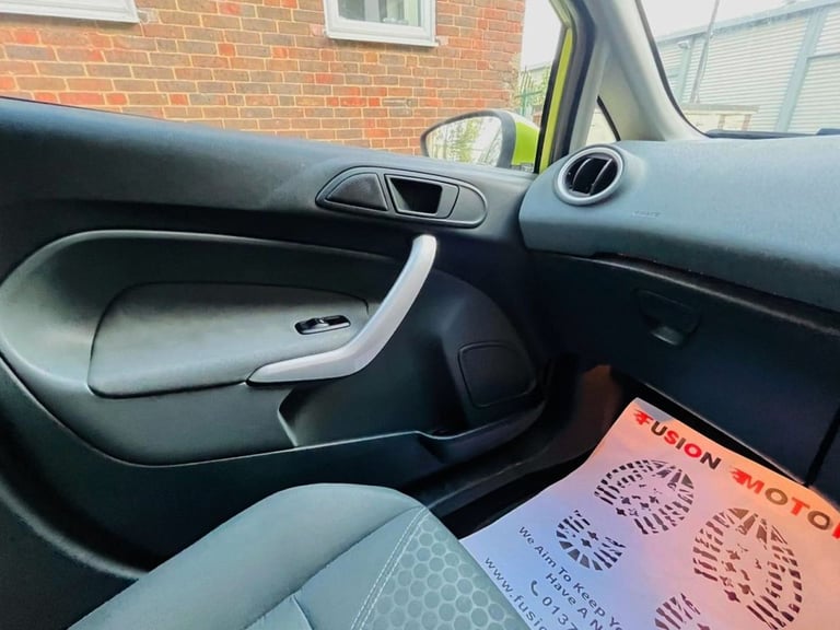 2010 Ford Fiesta 1.4 Zetec 5dr HATCHBACK PETROL Manual