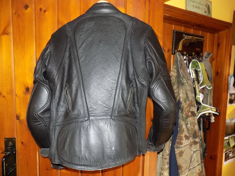 LEATHER BIKER JACKET 