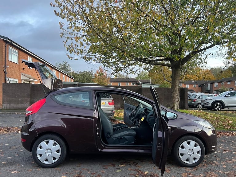 2010 Ford Fiesta 1.4 Edge 3dr Auto HATCHBACK Petrol Automatic