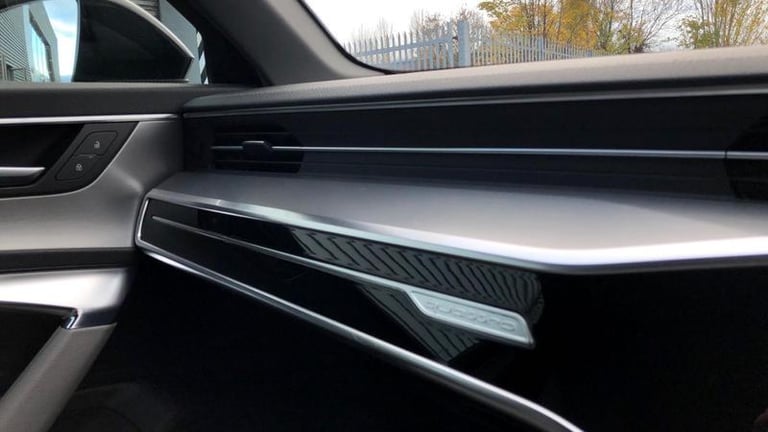 2019 Audi A6 Avant Black Edition 45 TFSI quattro 245 PS S tronic Automatic Saloon Petrol Automatic