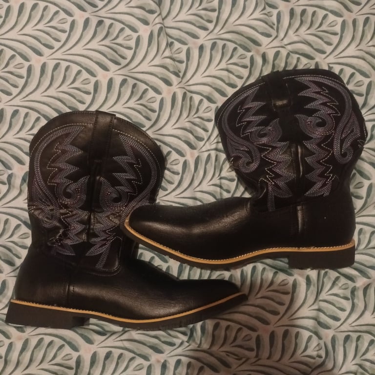 Cowboy boots 