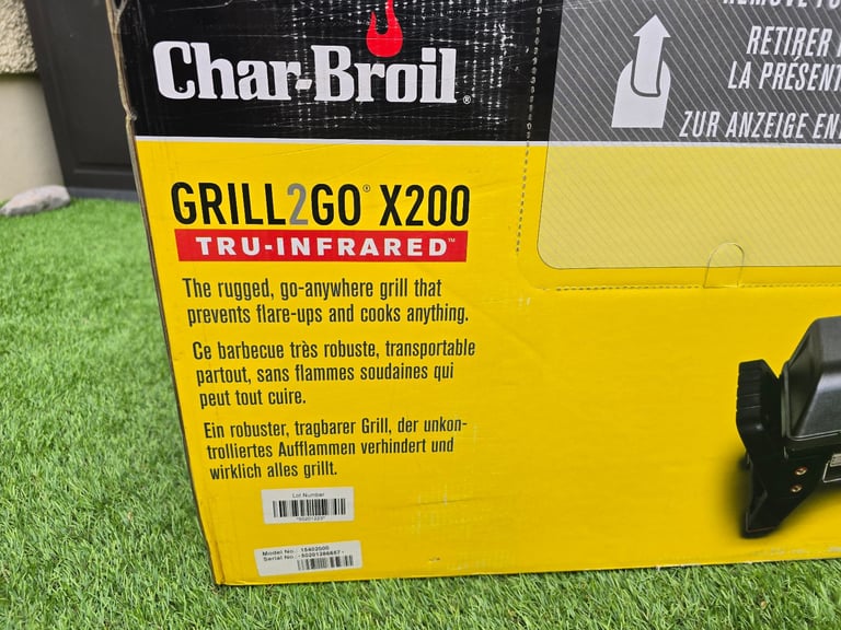 Char-Broil X200 Grill2Go Portable Barbecue Grill TRU-Infrared technology BNIB. 