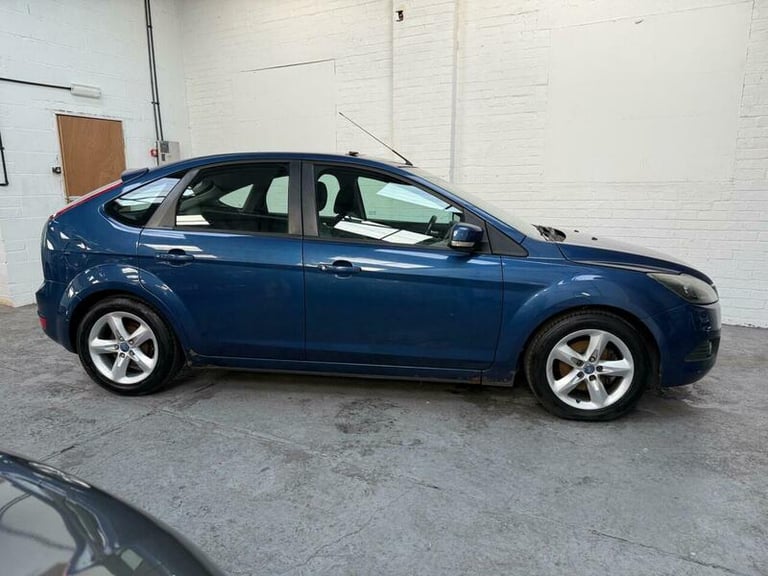 2009 Ford Focus 1.6 Zetec 5dr Petrol Manual - Image 8