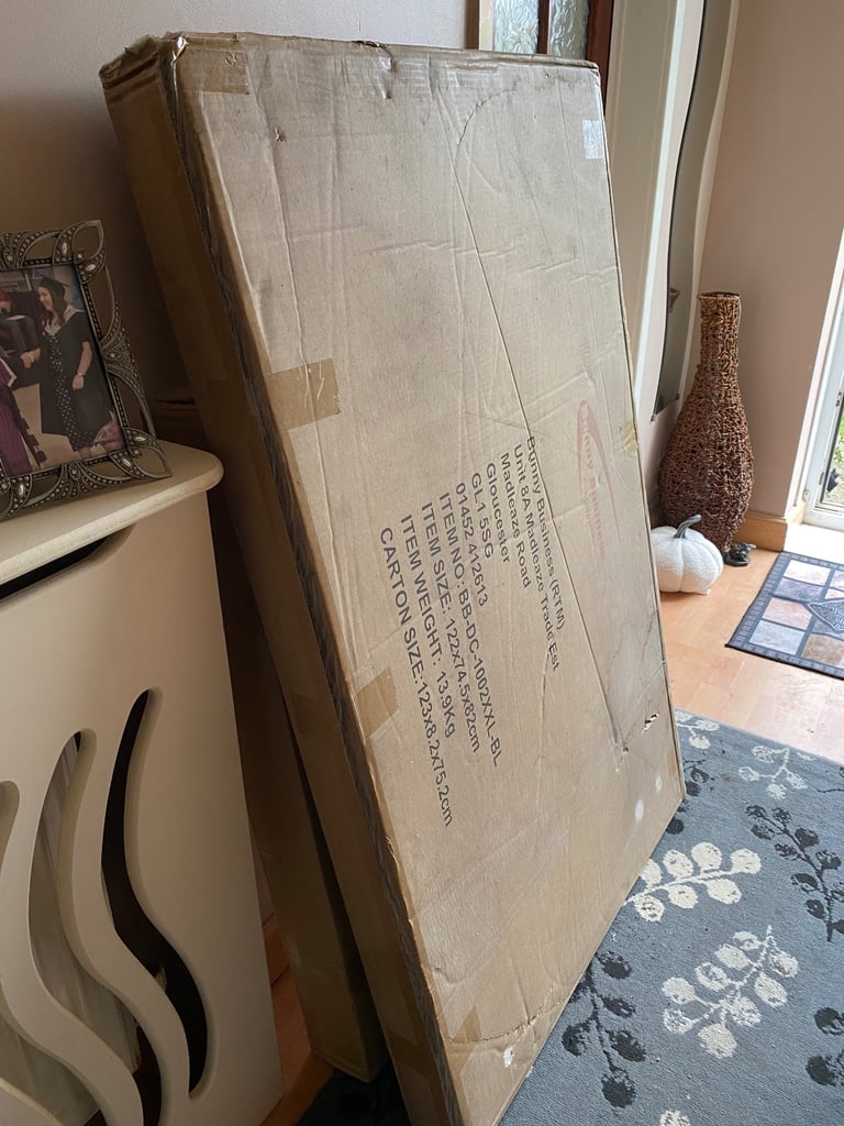 Brand new xxl, extra extra large dog cage, metal, pet enclosure 