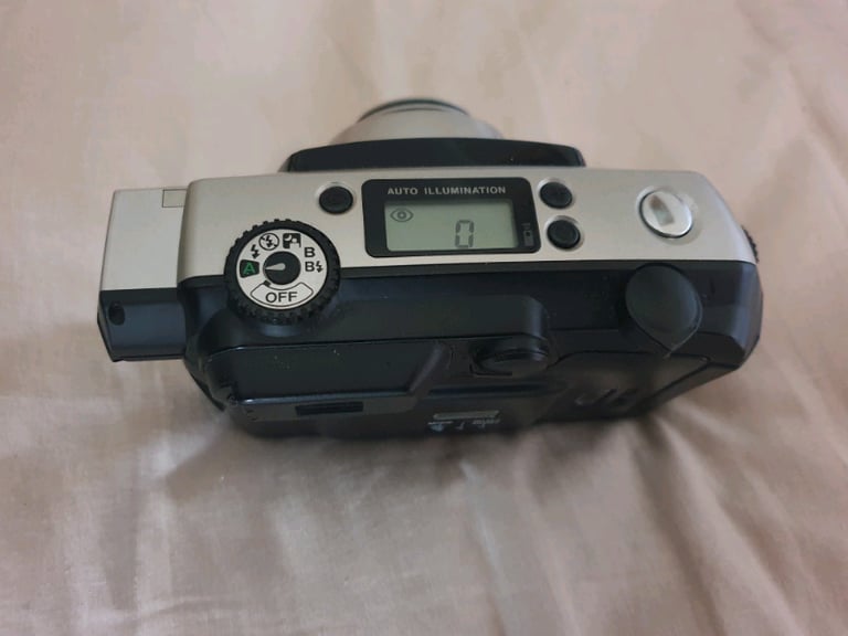 Pentax Espio 160 35mm fully automatic camera