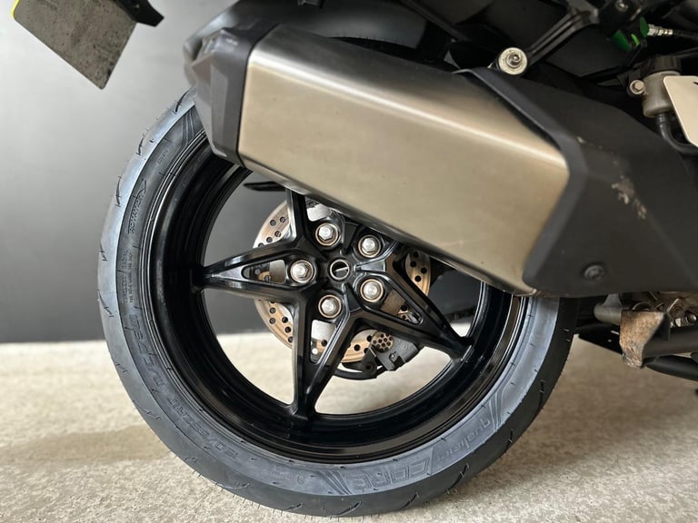 STUNNING ONE OWNER 2021/21 KAWASAKI NINJA H2 SX TOURER MOTORCYCLE 