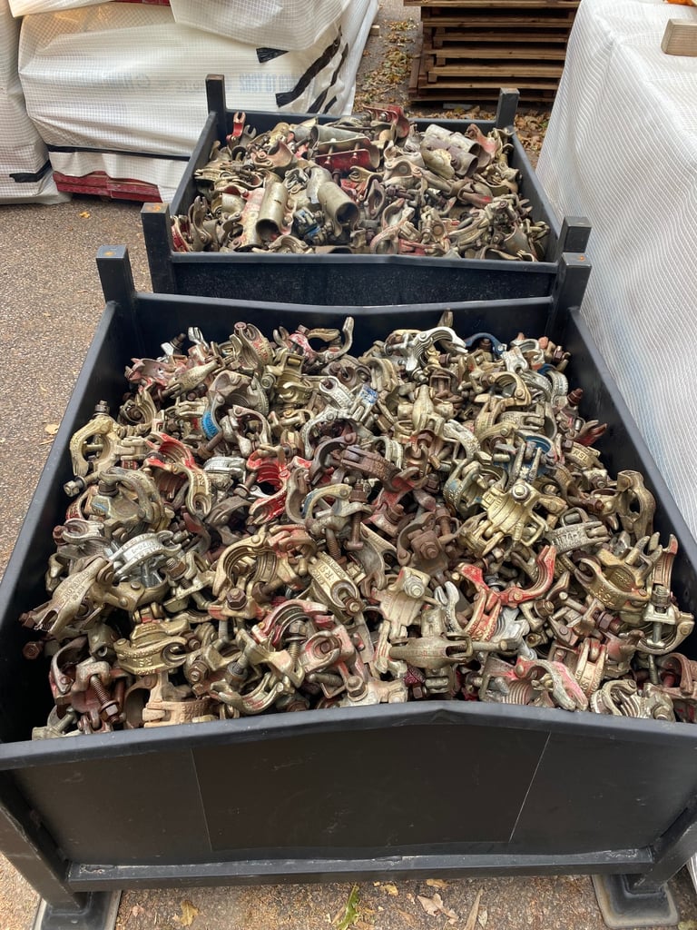 Scaffold tubes and clips available @ Timber 4 u 