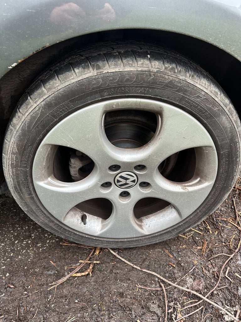 17” Vw Golf Monzo alloys 