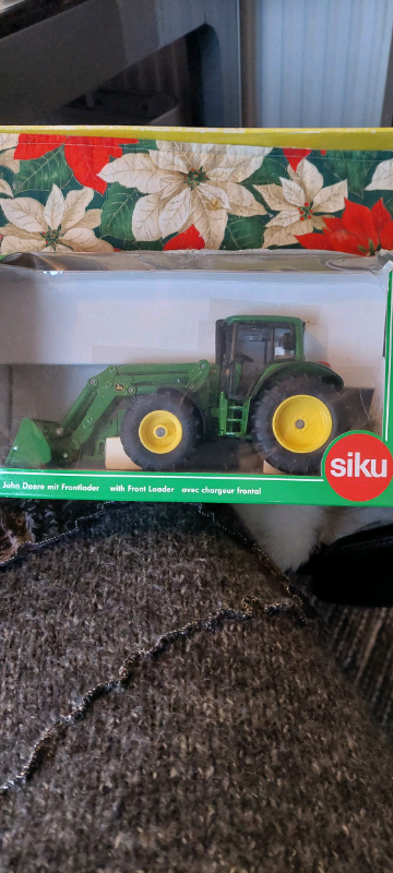 image for REDUCED  NEW Siku 3652 Farmer with Front Loader