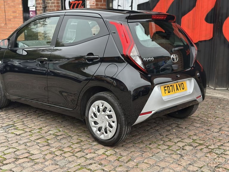 2022 Toyota AYGO 1.0 VVT-i X-Play TSS 5dr HATCHBACK PETROL Manual