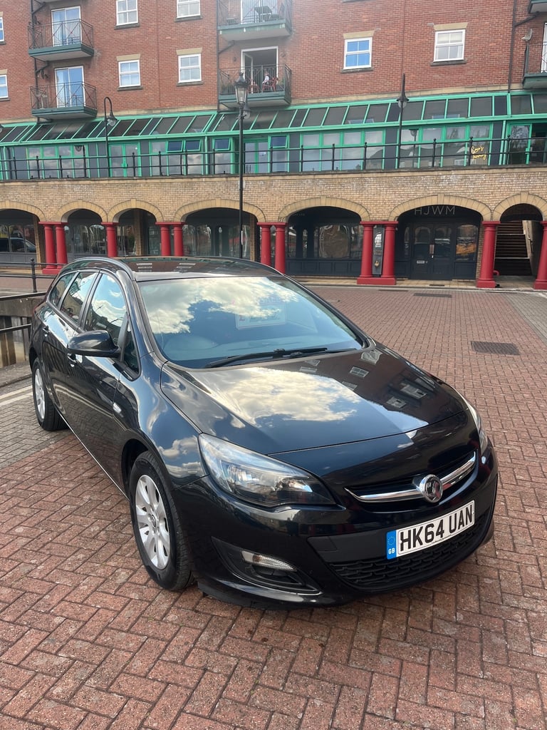 2015 Vauxhall Astra 1.6 CDTi 16V ecoFLEX Design 5dr ESTATE Diesel Manual
