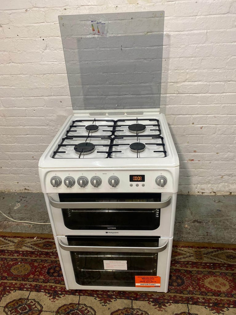 Beautiful HotPoint 60CM White Gas Cooker Oven/Grill For Sale Good Condition 