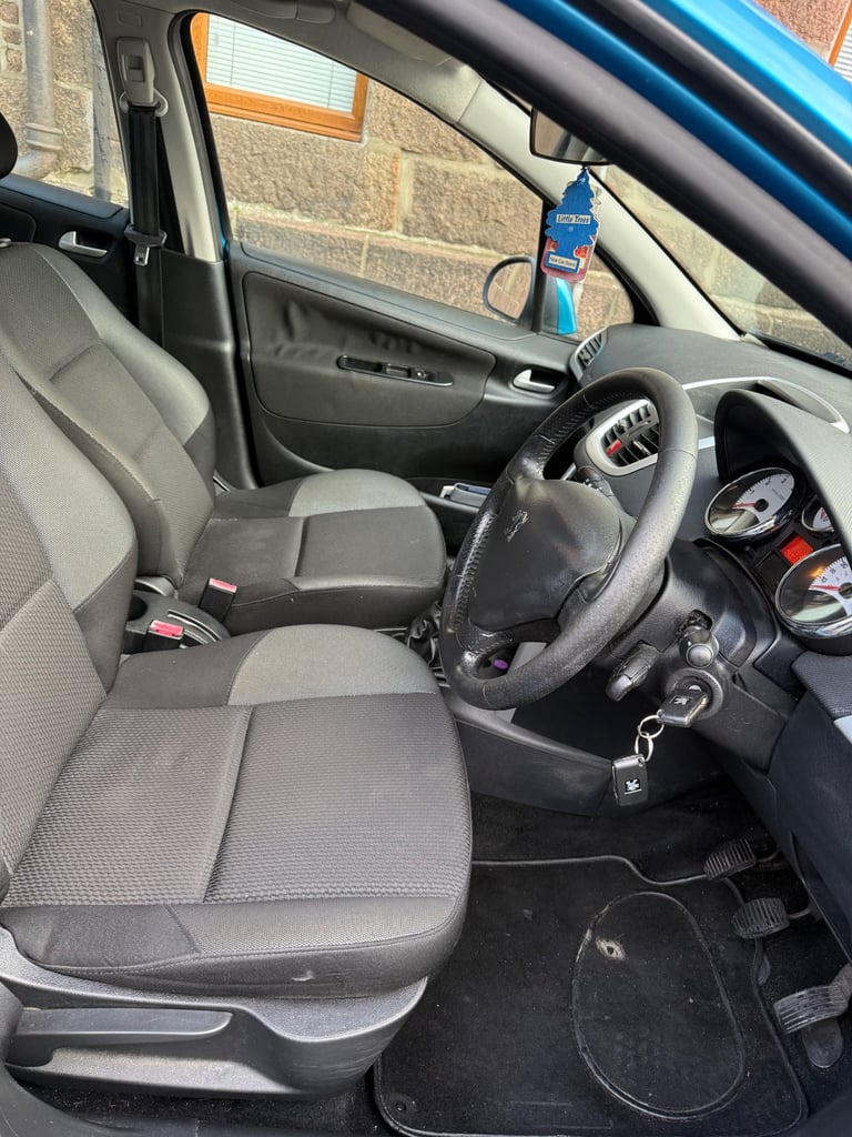 Peugeot, 207, Hatchback, 2012, Manual, 1360 (cc), 5 doors