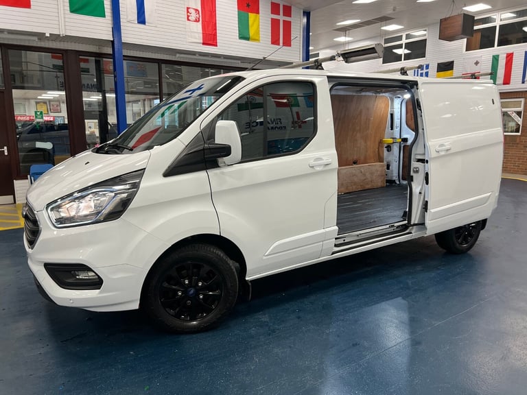 2021 Ford Transit Custom 300 LIMITED 2.0TDCI ECOBLUE 130PS LWB VAN (EURO 6) PANEL VAN Diesel Manual
