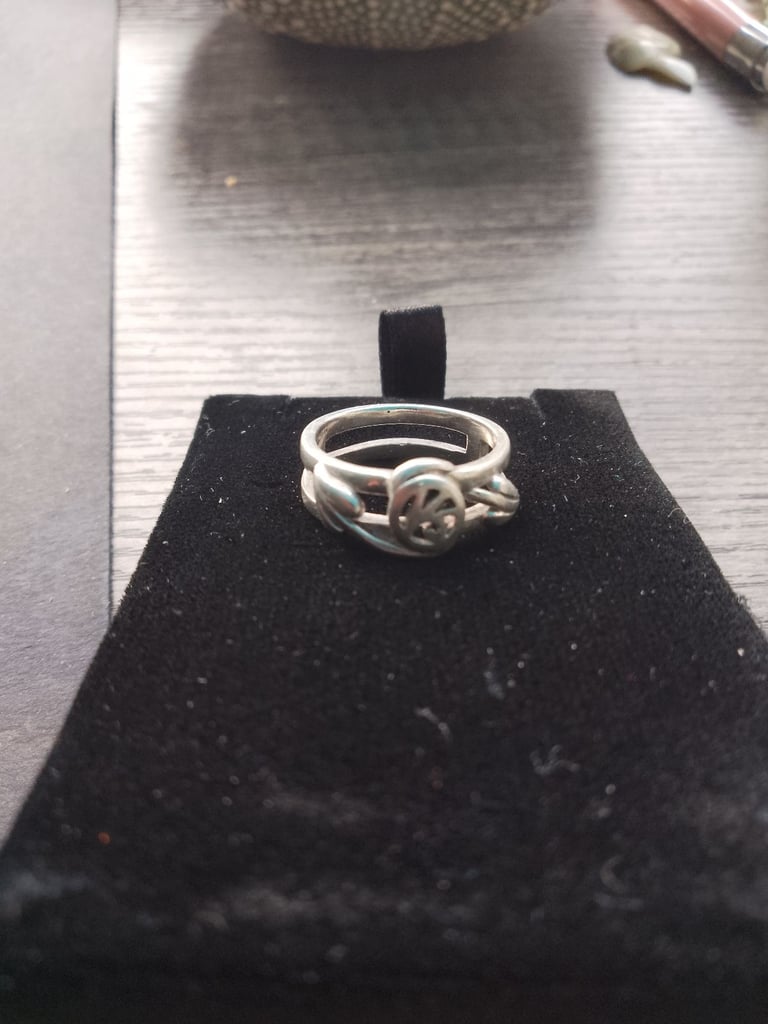 Heavy hallmarked silver ring 