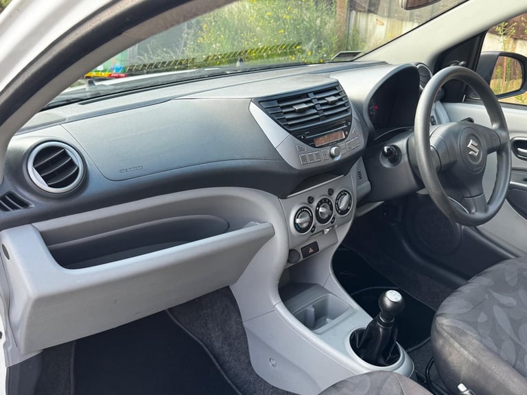 2011 Suzuki Alto 1.0 12V SZ3 Euro 5 5dr HATCHBACK Petrol Manual - Image 30