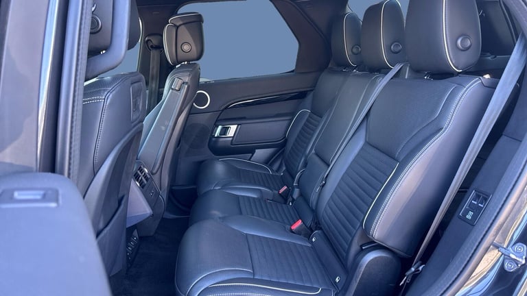 2021 Land Rover Discovery 3.0 D300 R-Dynamic HSE 5dr Auto Diesel Station Wagon Station Wagon Dies...