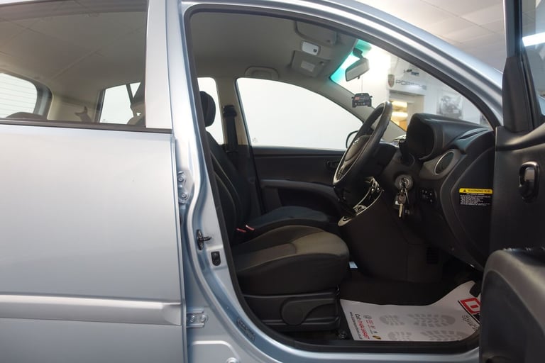 2012 Hyundai i10 1.2 Active 5dr HATCHBACK PETROL Manual