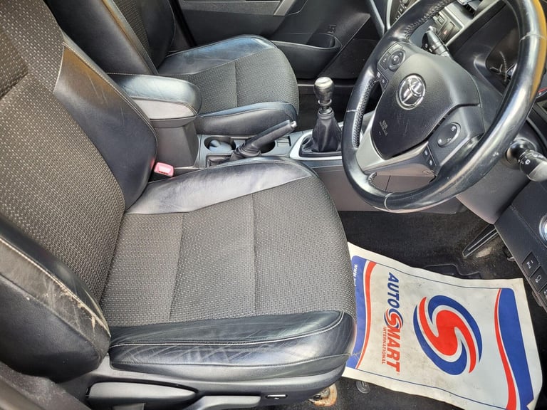 2014 Toyota Auris 1.6 V-Matic Excel Touring Sports Euro 5 5dr ESTATE Petrol Manual