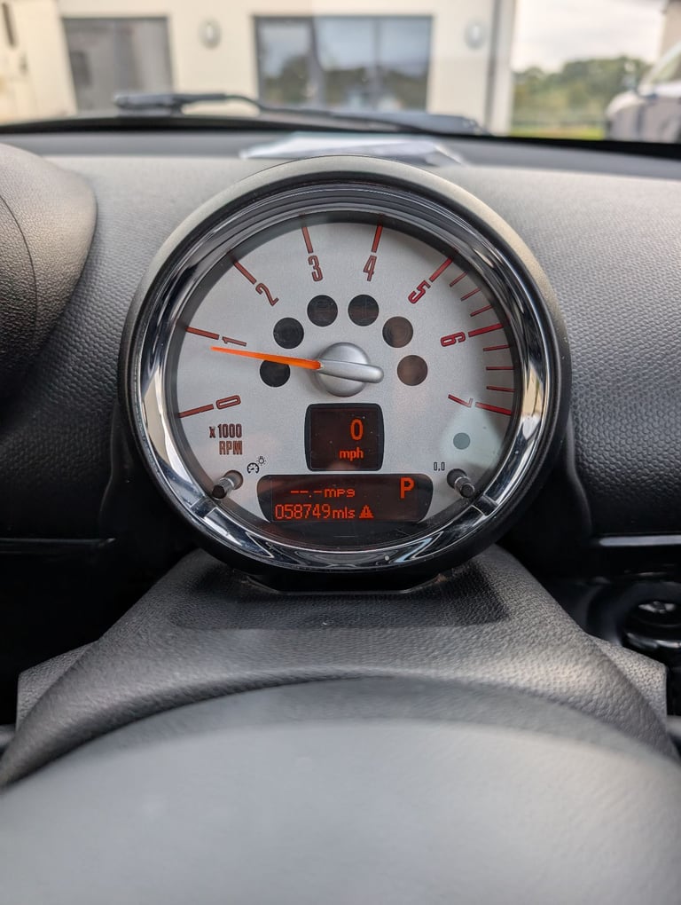Mini, COUNTRYMAN, Hatchback, 2013, Semi-Auto, 1995 (cc), 5 doors