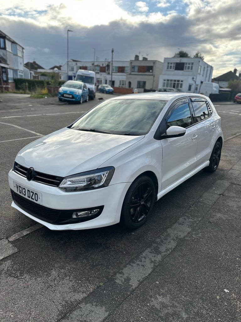 image for 2013 Volkswagen Polo R- line