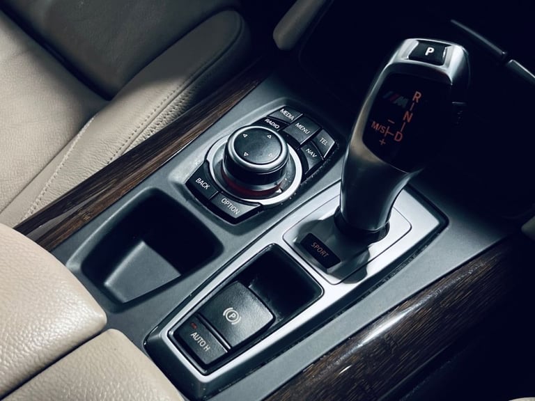 BMW X6 3.0 M50D SUV DIESEL AUTO XDRIVE 381 PS DIESEL BLACK 4X4 4WD 2013