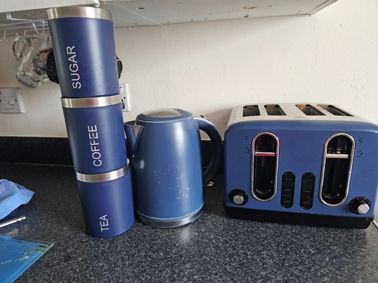image for Kettle , toaster & canisters