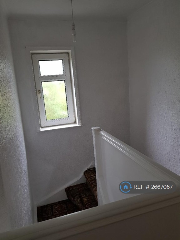 2 bedroom house in Norton Avenue, Stoke-On-Trent, ST6 (2 bed) (#2667067)