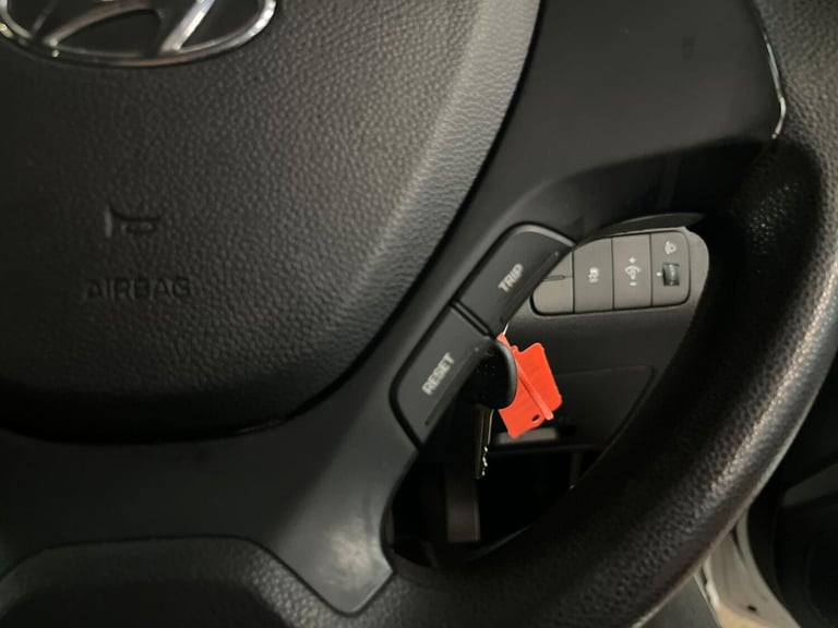  Hyundai i10 1.0 S Euro 5 5dr Petrol Manual