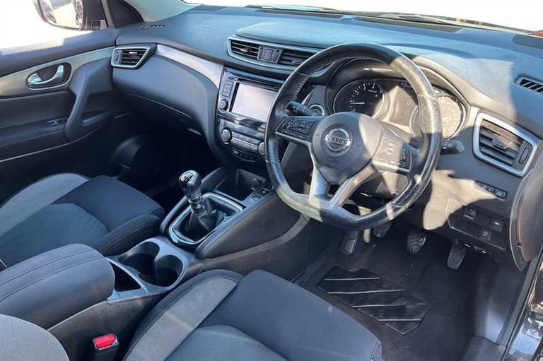 2018 Nissan Qashqai 1.2 DIG-T N-CONNECTA 5DR Hatchback Petrol Manual