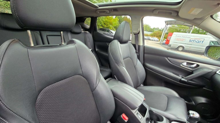 2019 Nissan Qashqai 1.3 DiG-T Tekna 5dr Hatchback Petrol Manual